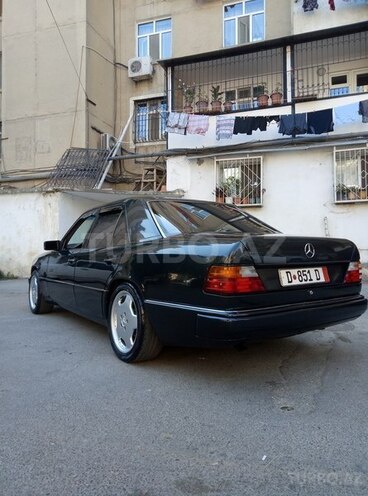 Mercedes E 200 1991, 195,000 km - 2.0 l - Bakı