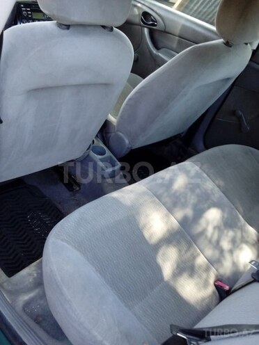 Ford Focus 2000, 240,235 km - 2.0 l - Bakı