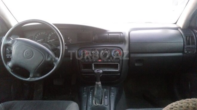 Opel Omega 1994, 253,800 km - 2.0 л - Bakı