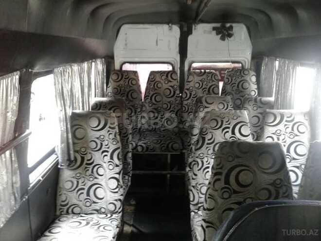 Mercedes 208 D 1994, 1,500 km - 2.3 l - Gəncə