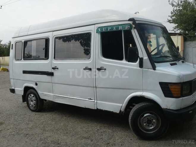 Mercedes 208 D 1994, 1,500 km - 2.3 l - Gəncə