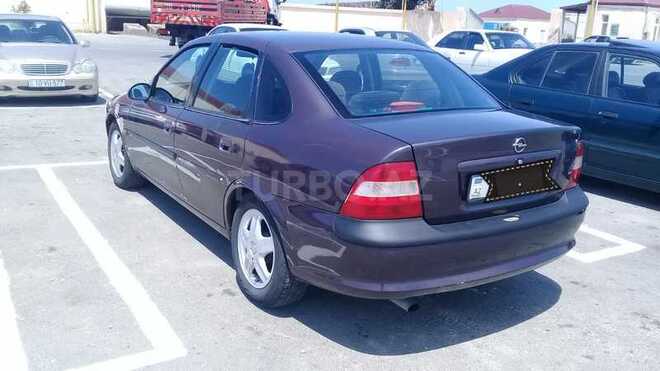 Opel Vectra 1996, 295,000 km - 1.8 l - Bakı