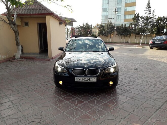 BMW 530 2005, 300,000 km - 3.0 l - Bakı