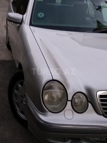 Mercedes E 220 1999, 398,000 km - 2.2 л - Bakı