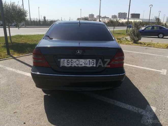 Mercedes C 220 2002, 430,000 km - 2.2 l - Bakı