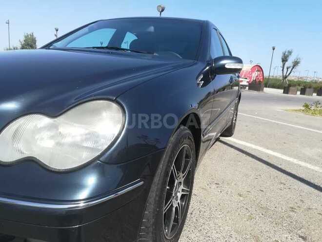Mercedes C 220 2002, 430,000 km - 2.2 l - Bakı