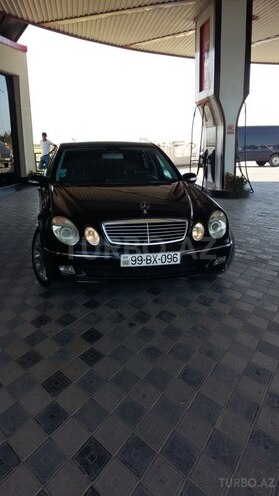 Mercedes E 240 2002, 348,000 km - 2.6 л - Biləsuvar