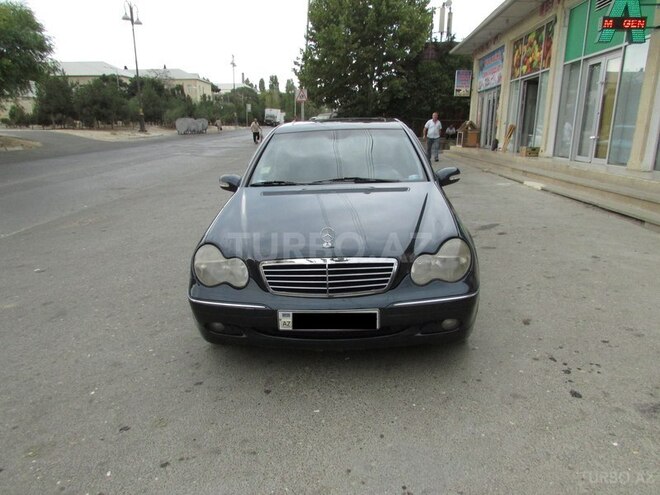 Mercedes C 240 2000, 218,000 km - 2.6 l - Bakı