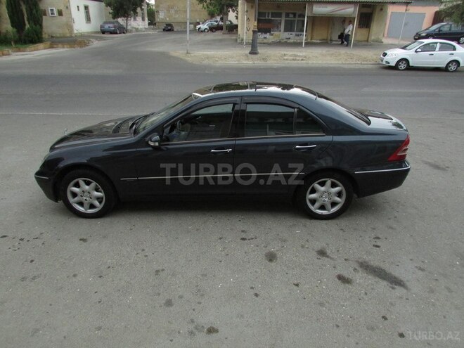 Mercedes C 240 2000, 218,000 km - 2.6 l - Bakı