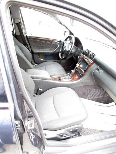 Mercedes C 240 2000, 218,000 km - 2.6 l - Bakı