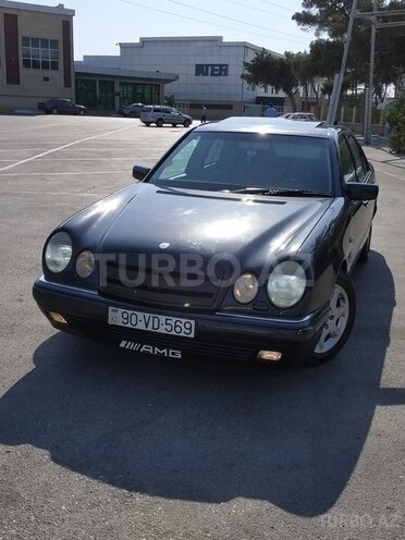 Mercedes E 280 1999, 287,993 km - 2.8 l - Bakı