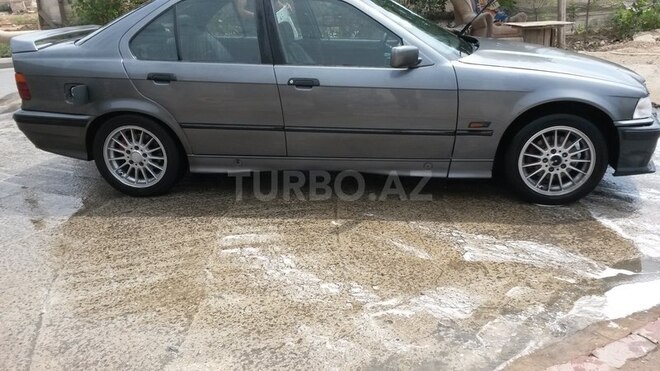 BMW 320 1992, 311,000 km - 2.6 l - Bakı