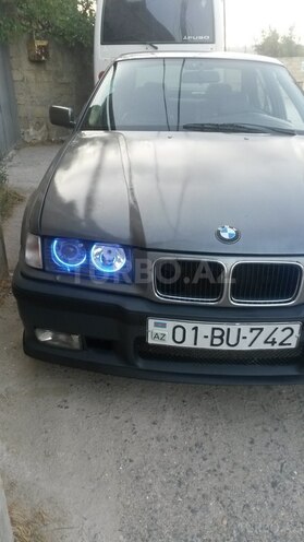 BMW 320 1992, 311,000 km - 2.6 l - Bakı