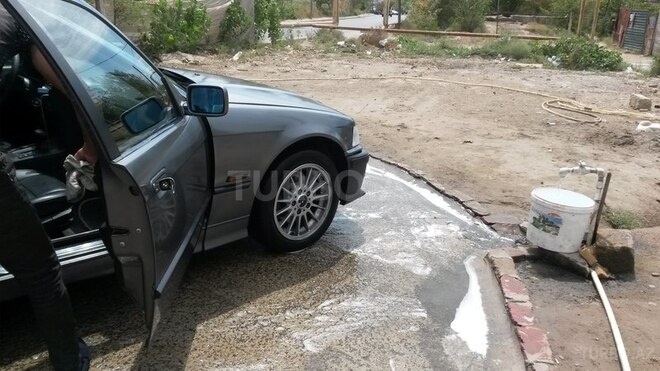 BMW 320 1992, 311,000 km - 2.6 l - Bakı