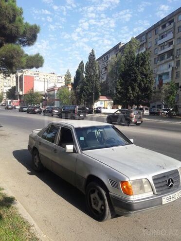Mercedes E 250 1993, 400,000 km - 2.5 l - Bakı