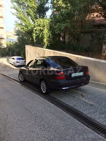 Opel Vectra 1997, 295,000 km - 2.0 l - Bakı