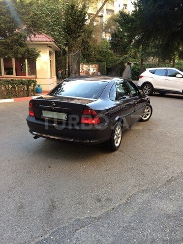 Opel Vectra 1997, 295,000 km - 2.0 l - Bakı