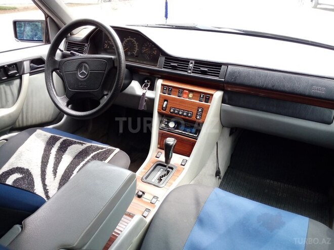 Mercedes E 280 1994, 298,000 km - 2.8 л - Sumqayıt