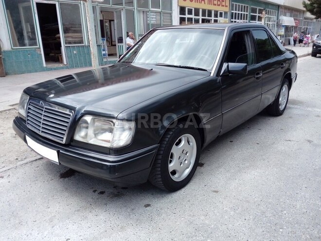 Mercedes E 280 1994, 298,000 km - 2.8 л - Sumqayıt