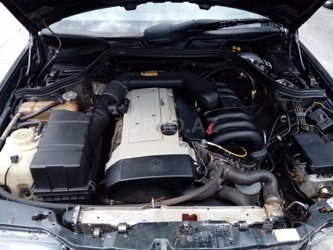 Mercedes E 280 1994, 298,000 km - 2.8 л - Sumqayıt