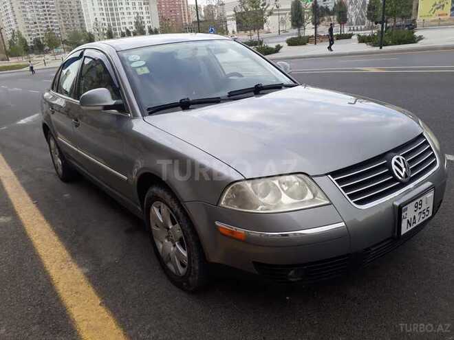 Volkswagen Passat 2004, 179,000 km - 1.8 l - Bakı