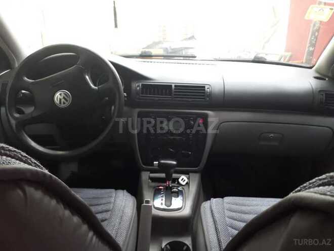 Volkswagen Passat 2004, 179,000 km - 1.8 l - Bakı