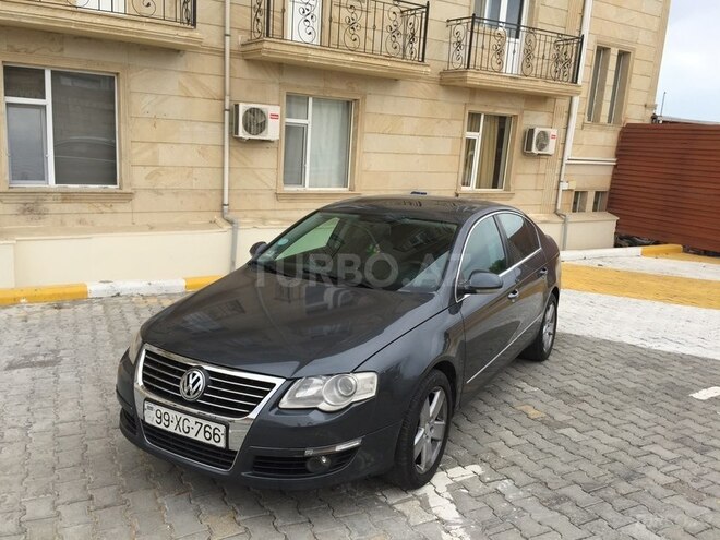 Volkswagen Passat 2010, 221,683 km - 2.0 l - Bakı