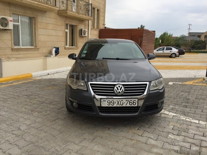 Volkswagen Passat 2010, 221,683 km - 2.0 l - Bakı