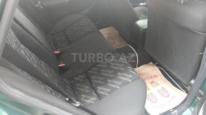 Mercedes C 220 2000, 243,000 km - 2.2 л - Bakı