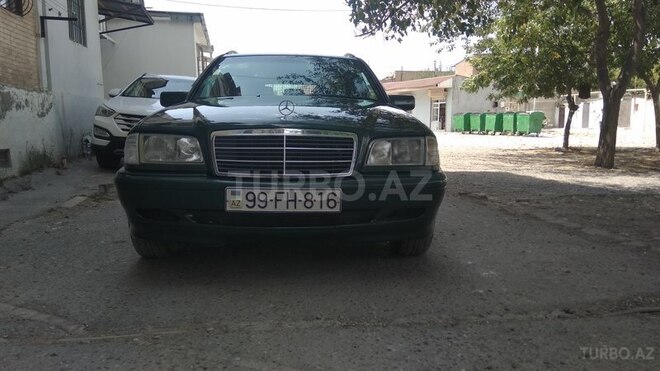Mercedes C 220 2000, 243,000 km - 2.2 л - Bakı