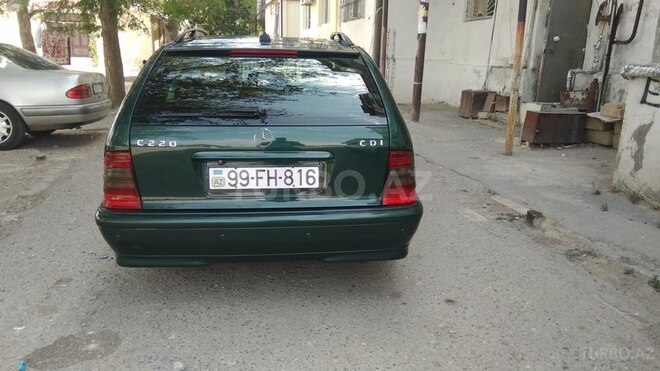 Mercedes C 220 2000, 243,000 km - 2.2 л - Bakı