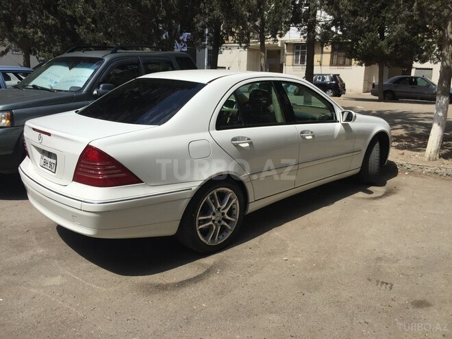 Mercedes C 240 2002, 260,000 km - 2.6 л - Bakı