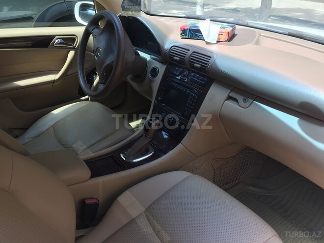 Mercedes C 240 2002, 260,000 km - 2.6 л - Bakı