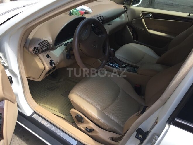 Mercedes C 240 2002, 260,000 km - 2.6 л - Bakı