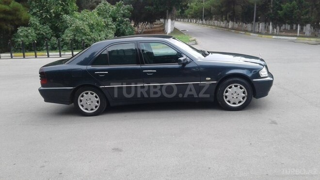Mercedes C 220 2000, 385,123 km - 2.2 l - Bakı