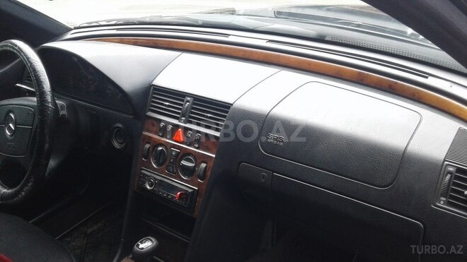 Mercedes C 220 2000, 385,123 km - 2.2 l - Bakı