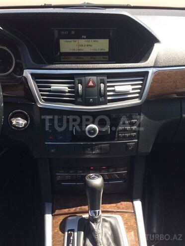Mercedes E 220 2009, 216,000 km - 2.2 л - Bakı