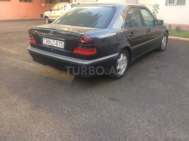Mercedes C 180 2000, 290,000 km - 1.8 l - Bakı