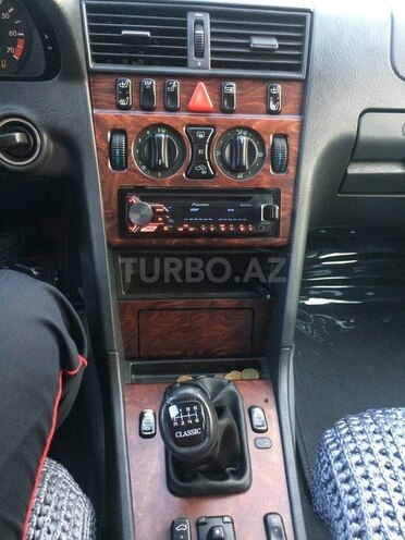 Mercedes C 180 2000, 290,000 km - 1.8 l - Bakı
