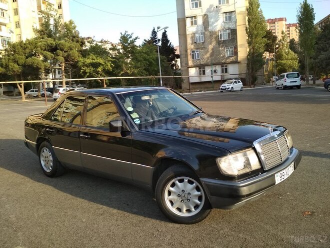Mercedes E 300 1992, 206,106 km - 3.0 л - Bakı