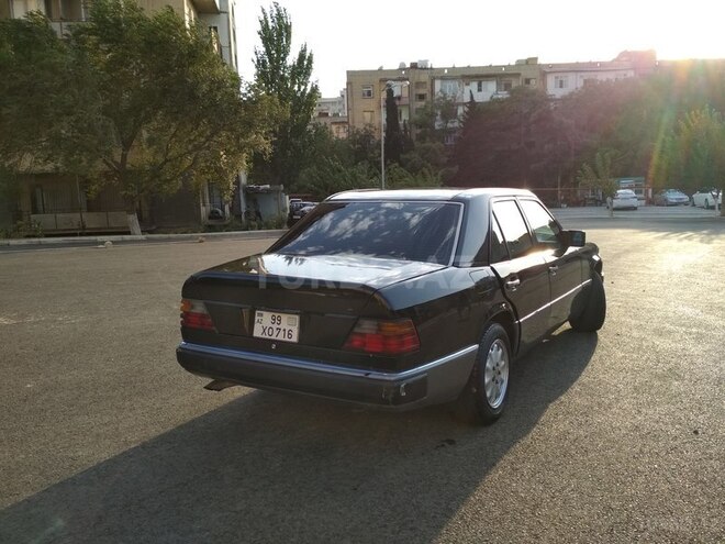 Mercedes E 300 1992, 206,106 km - 3.0 л - Bakı