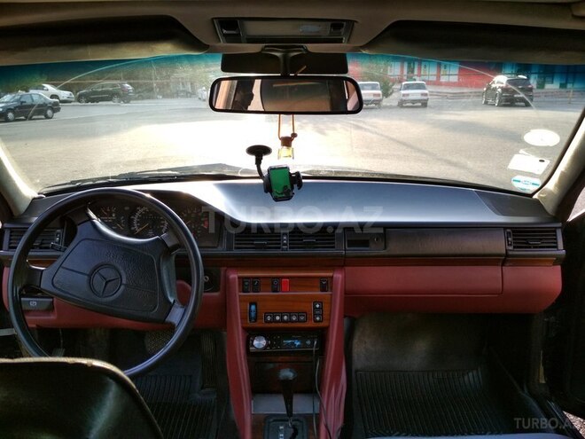 Mercedes E 300 1992, 206,106 km - 3.0 л - Bakı