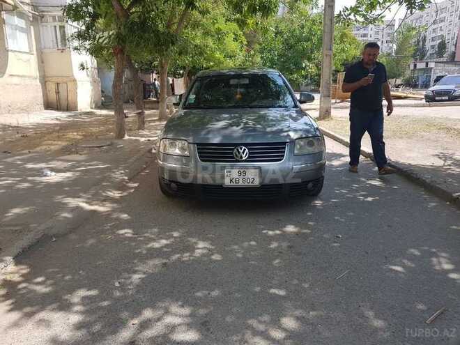 Volkswagen Passat 2004, 236,000 km - 1.8 л - Sumqayıt