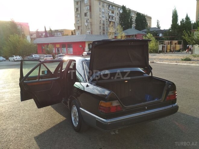 Mercedes E 300 1992, 206,106 km - 3.0 л - Bakı