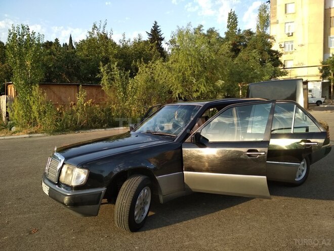 Mercedes E 300 1992, 206,106 km - 3.0 л - Bakı
