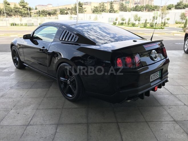 Ford Mustang 2011, 74,000 km - 3.7 l - Bakı
