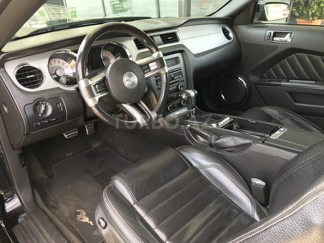 Ford Mustang 2011, 74,000 km - 3.7 l - Bakı