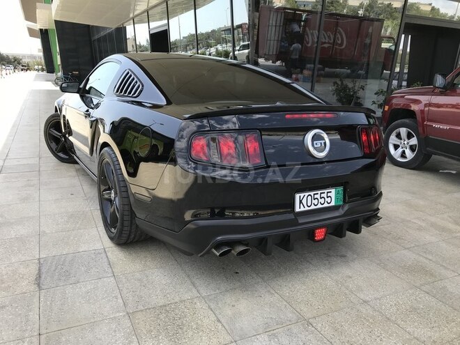 Ford Mustang 2011, 74,000 km - 3.7 l - Bakı