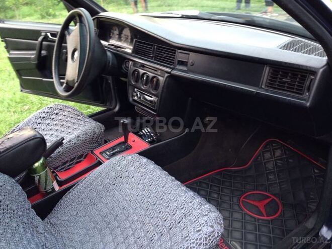 Mercedes 190 1991, 200,000 km - 1.8 л - Bakı