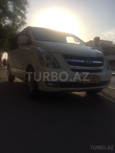 Hyundai H-1 2011, 150,000 km - 2.5 л - Bakı
